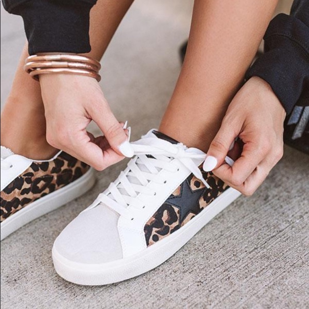 Steve Madden Sneakers
